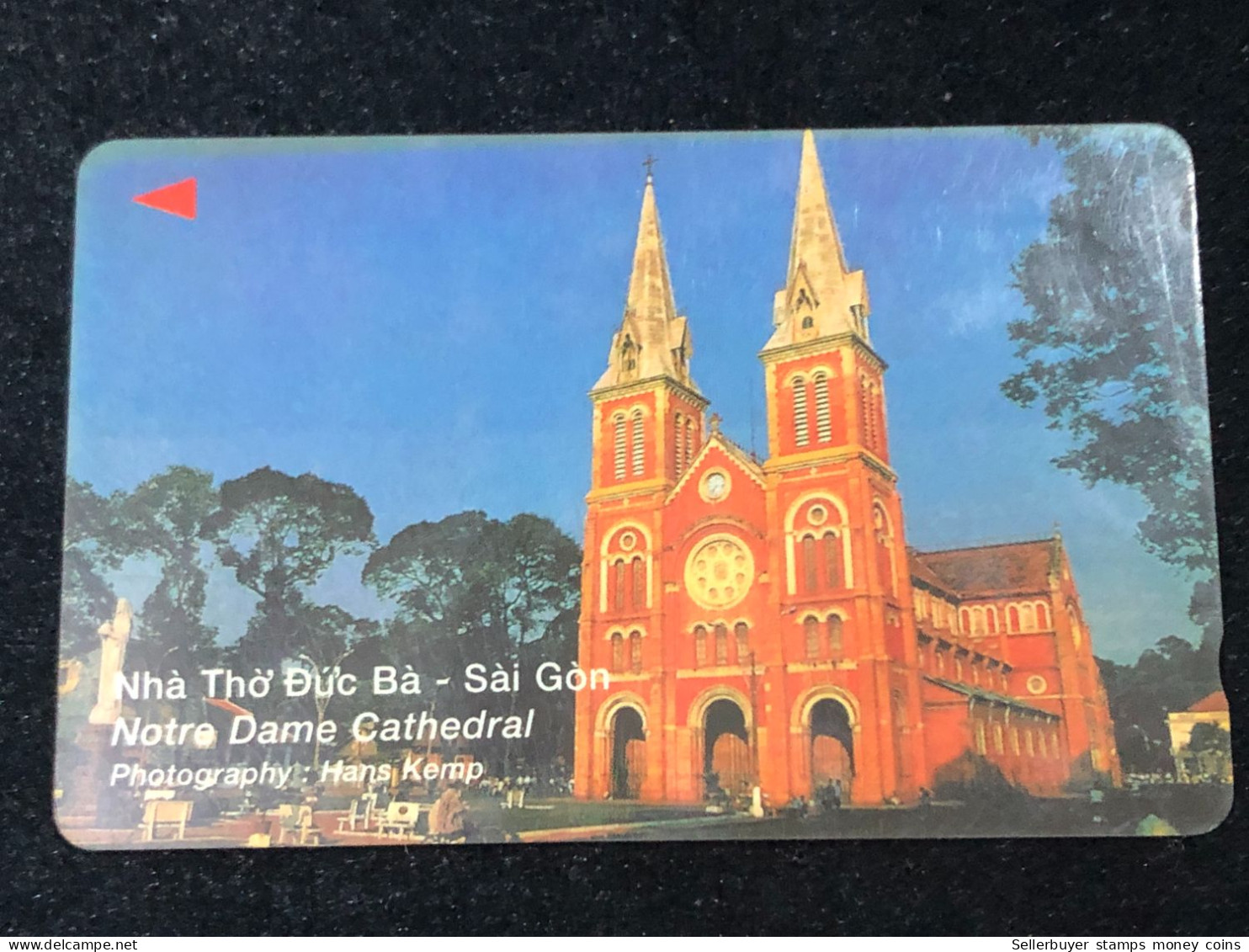 Card Phonekad Vietnam(NOTRE DAME CATHEDRAL 60 000dong-1996)-1pcs - Viêt-Nam