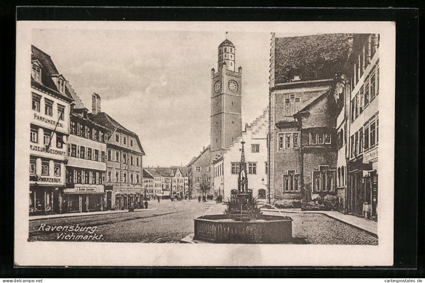 AK Ravensburg, Viehmarkt Mit Geschäften Und Brunnen  - Ravensburg