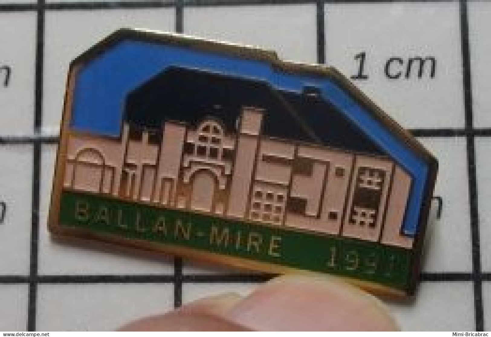 1818c Pin's Pins / Beau Et Rare / VILLES / BALLAN-MIRE INDRE ET LOIRE - Städte