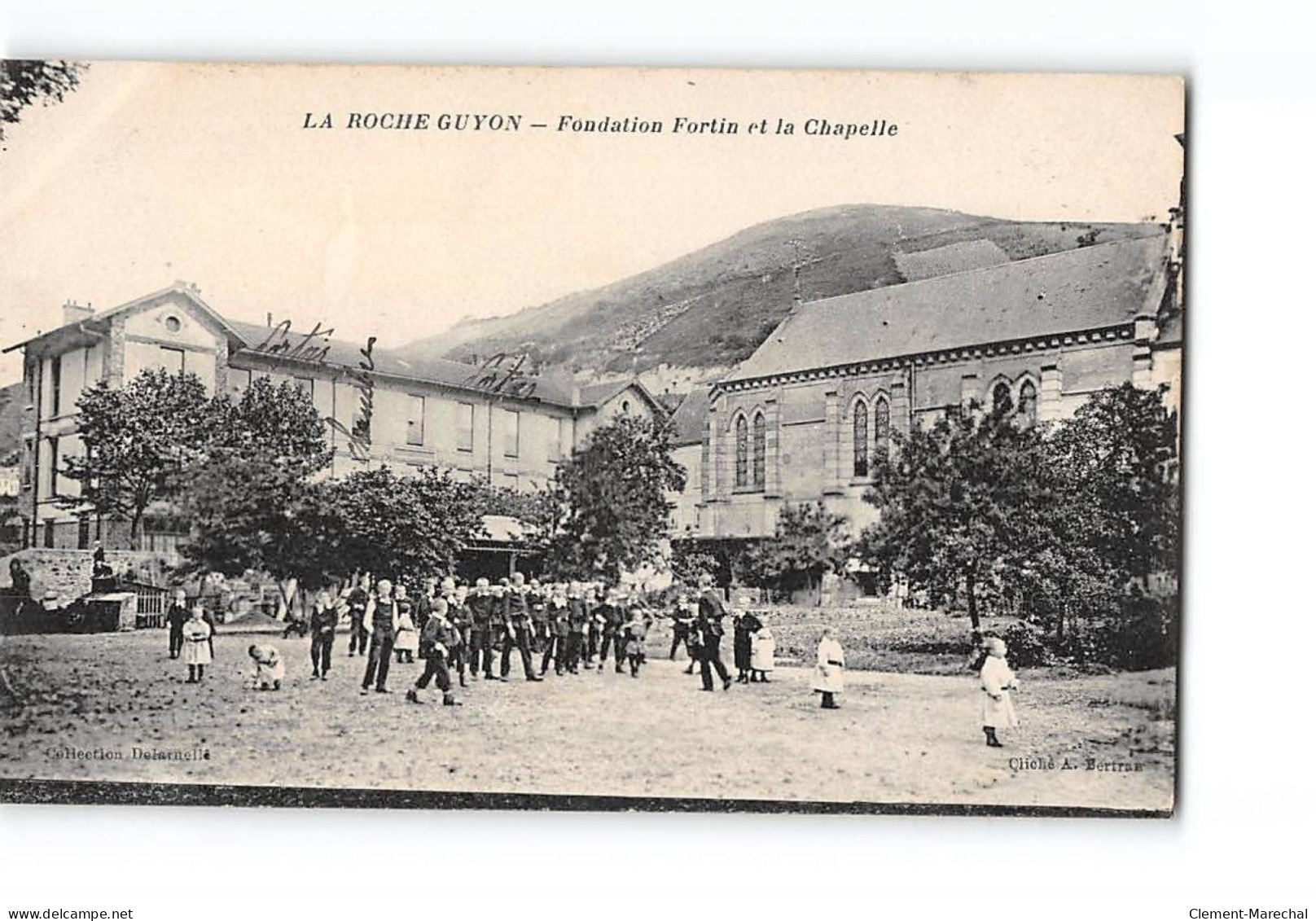 LA ROCHE GUYON - Fondation Fortin Et La Chapelle - Très Bon état - La Roche Guyon