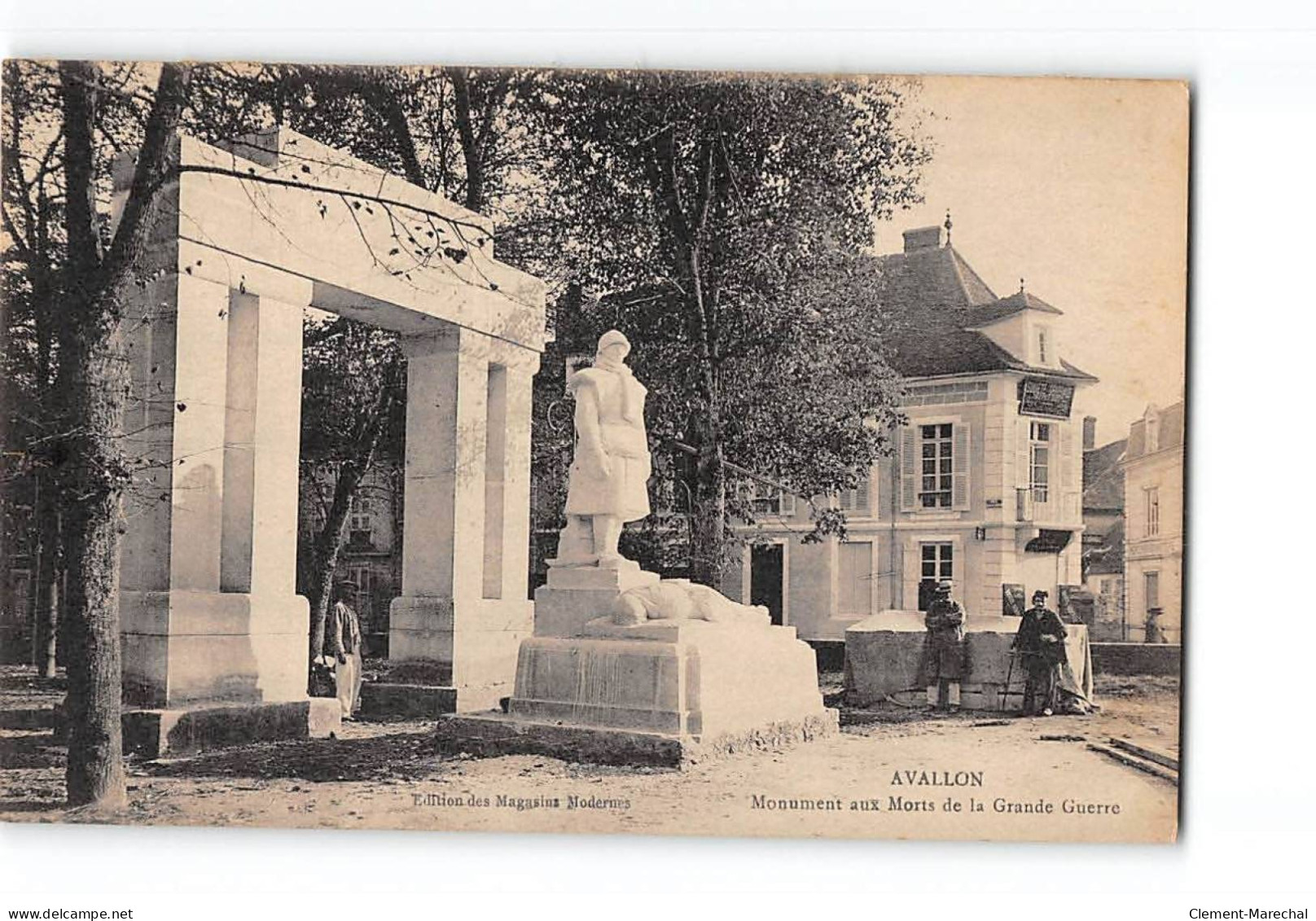 AVALLON - Monument Aux Morts De La Grande Guerre - Très Bon état - Avallon