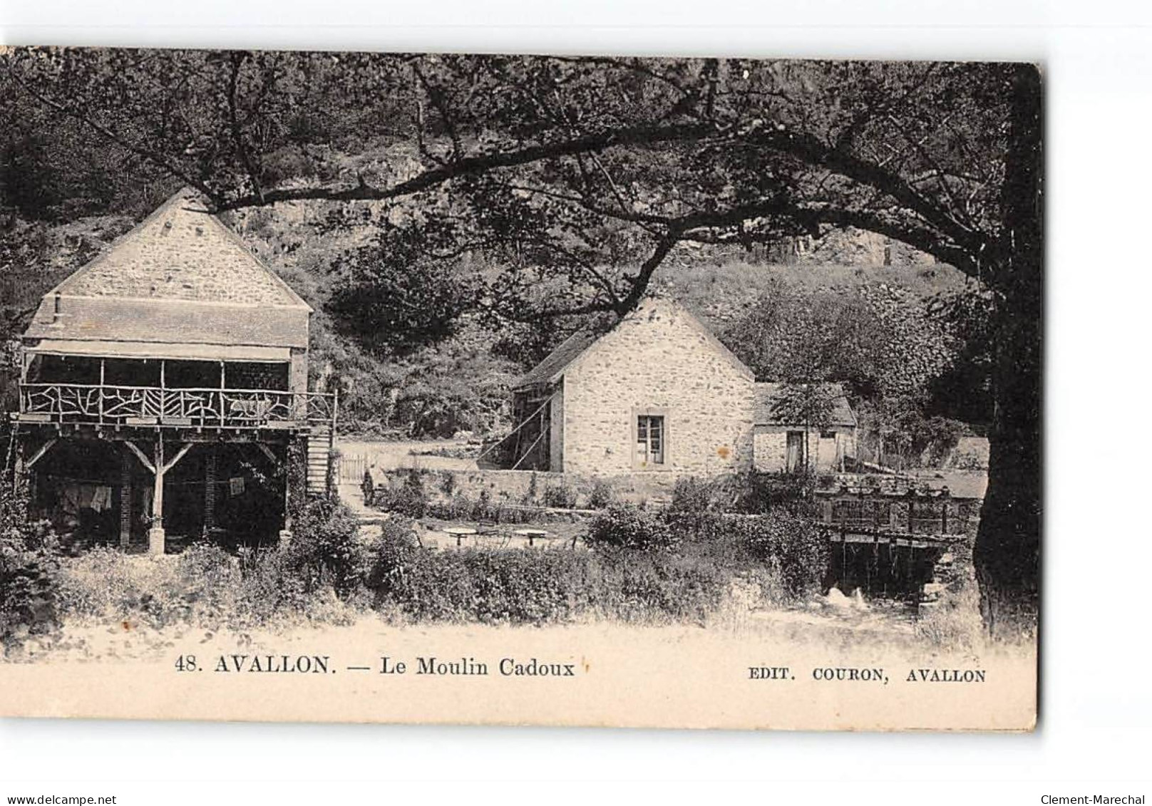 AVALLON - Le Moulin Cadoux - Très Bon état - Avallon