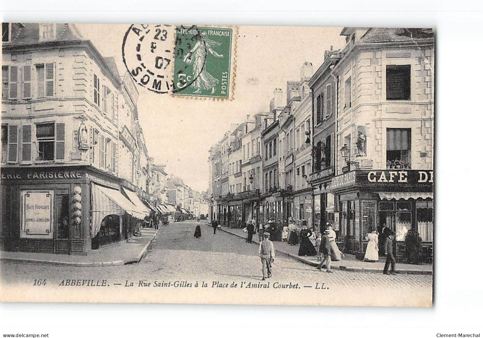 ABBEVILLE - La Rue Saint Gilles à La Place De L'Amiral Courbet - Très Bon état - Autres & Non Classés