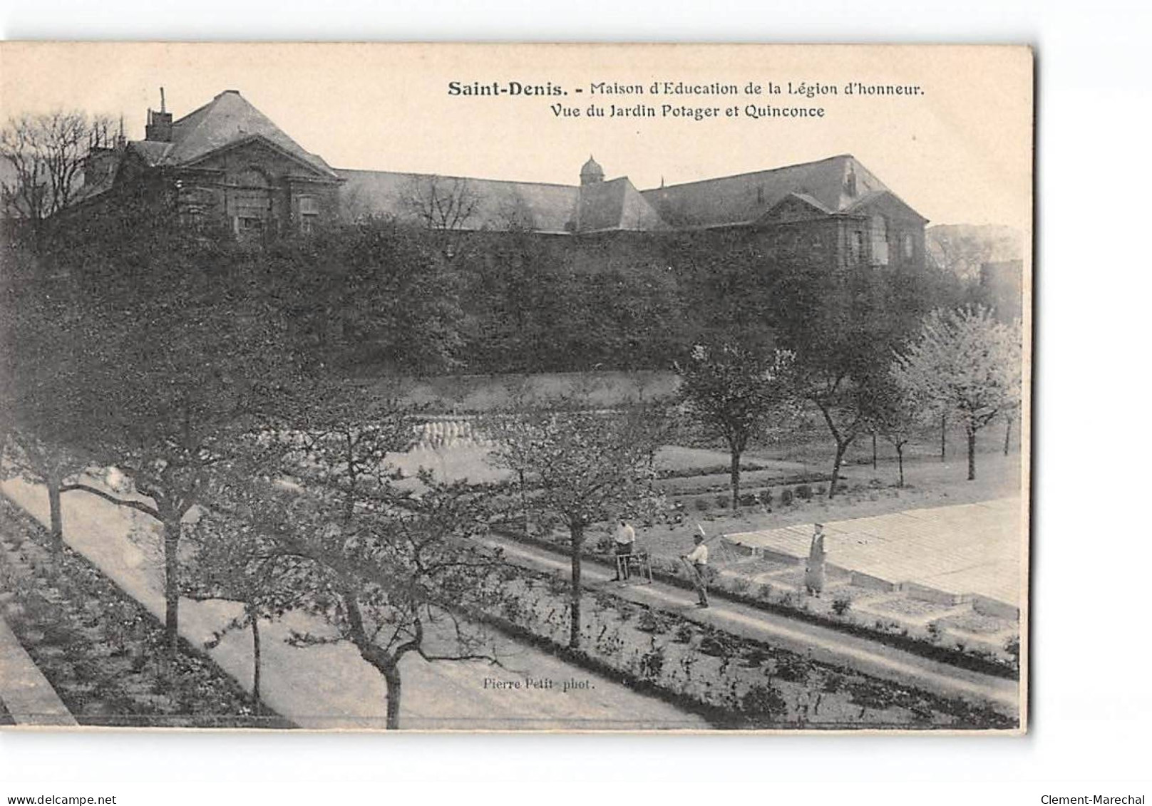 SAINT DENIS - Maison D'Education De La Légion D'Honneur - Vue Du Jardin Potager Et Quinconce - Très Bon état - Saint Denis