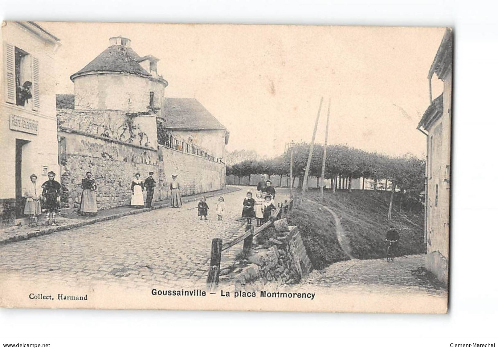 GOUSSAINVILLE - La Place Montmorency - Très Bon état - Goussainville