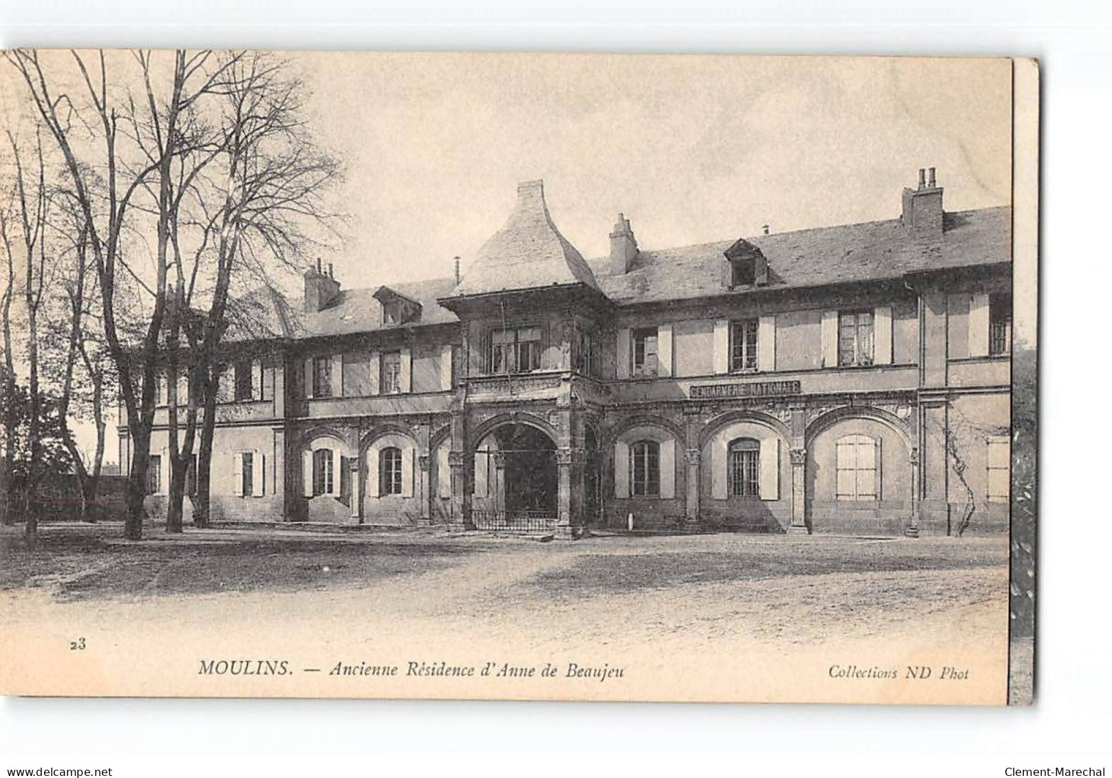 MOULINS - Ancienne Résidence D'Anne De Beaujeu - Très Bon état - Moulins