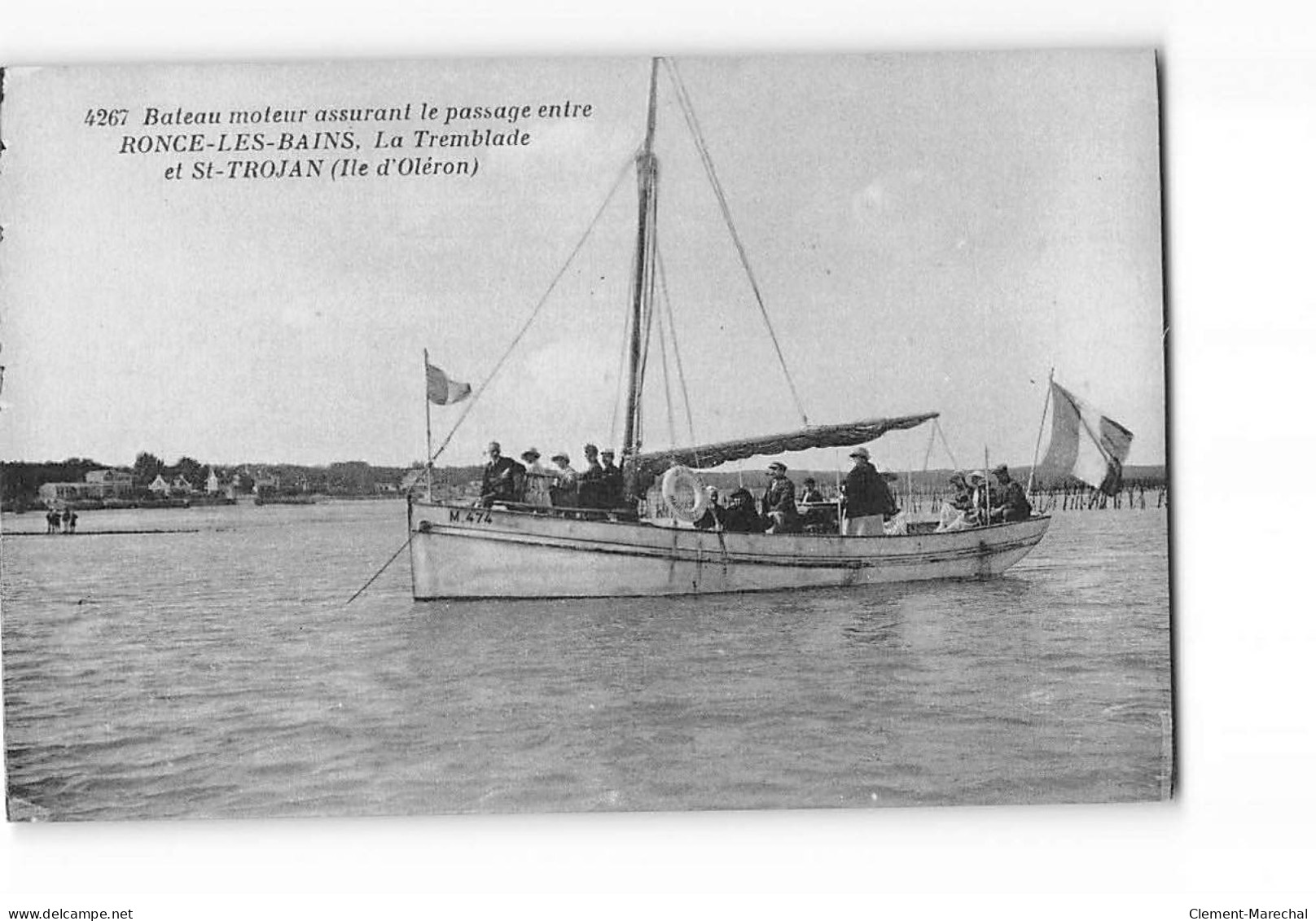 Bateau Moteur Assurant Le Passage Entre RONCE LES BAINS, LA TREMBLADE Et SAINT TROJAN - Très Bon état - Other & Unclassified