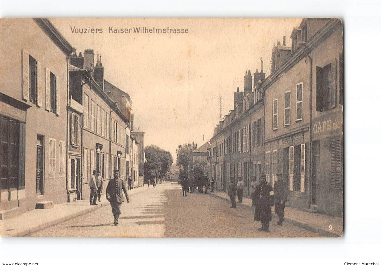 VOUZIERS - Rue - Carte Allemande - état - Vouziers