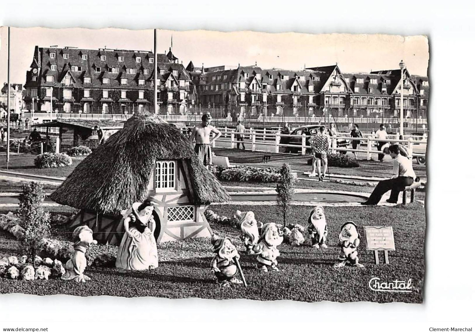 DEAUVILLE - Le Normandy Et Le Golf Miniature - Très Bon état - Deauville