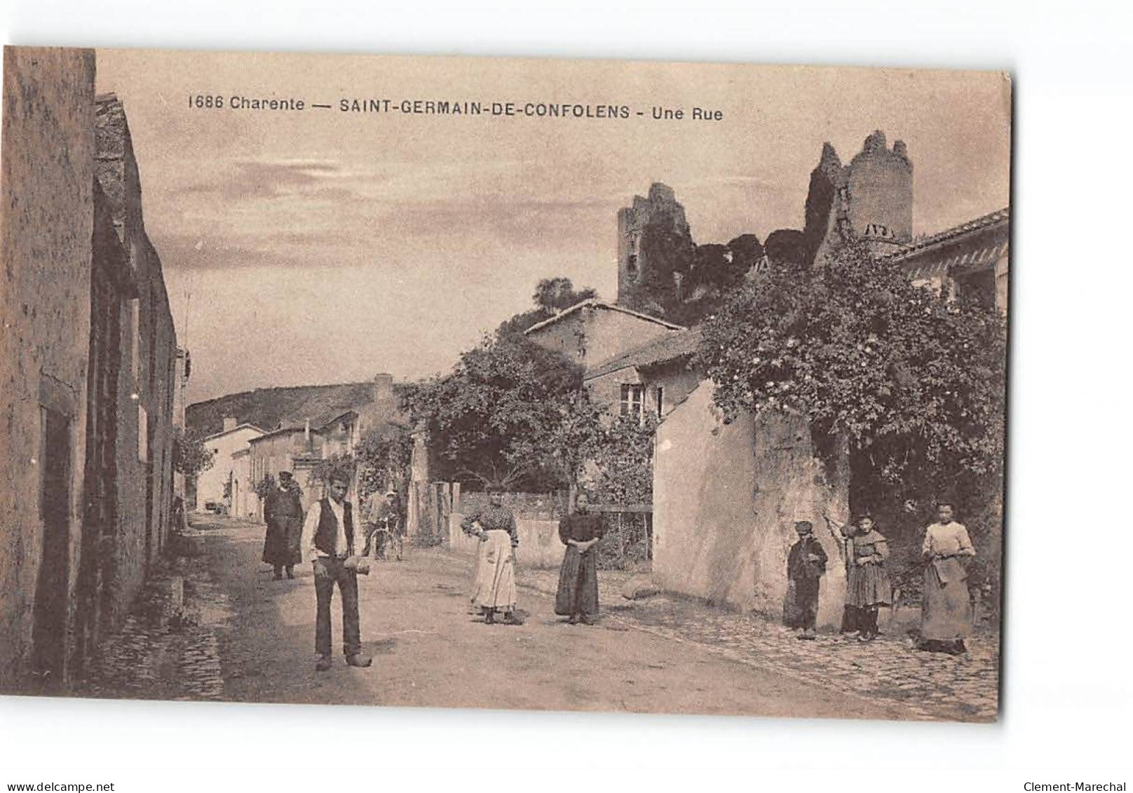 SAINT GERMAIN DE CONFOLENS - Une Rue - Très Bon état - Sonstige & Ohne Zuordnung