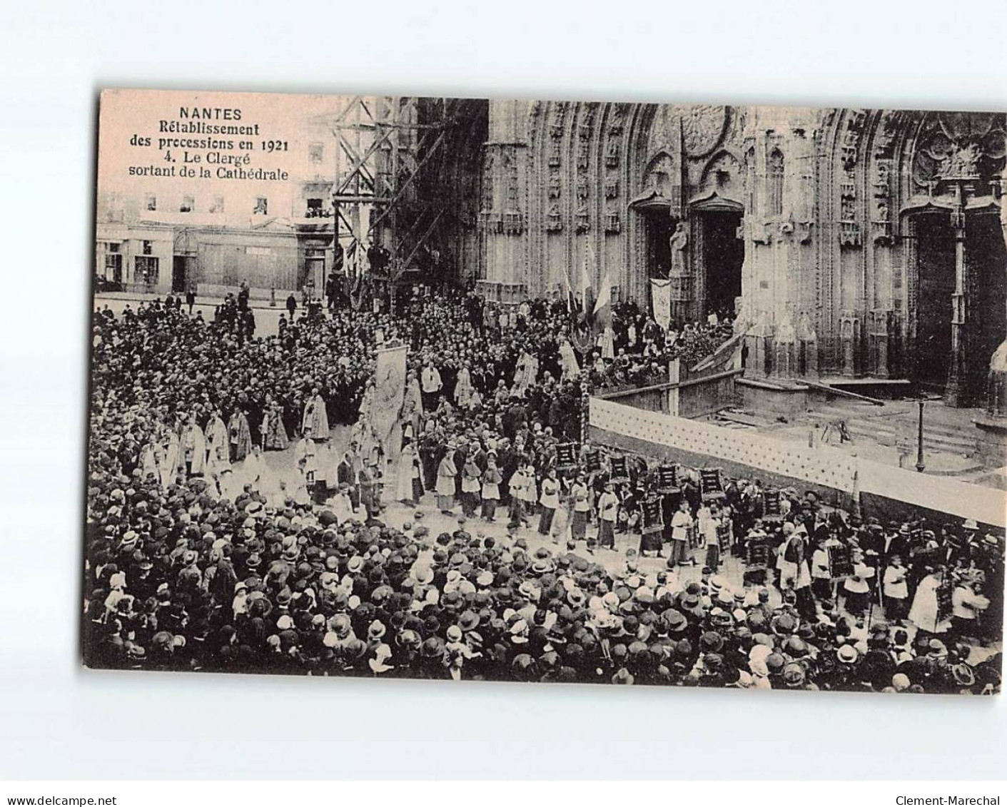 NANTES : Rétablissement Des Processions En 1921, Le Clergé Sortant De La Cathédrale - Très Bon état - Nantes