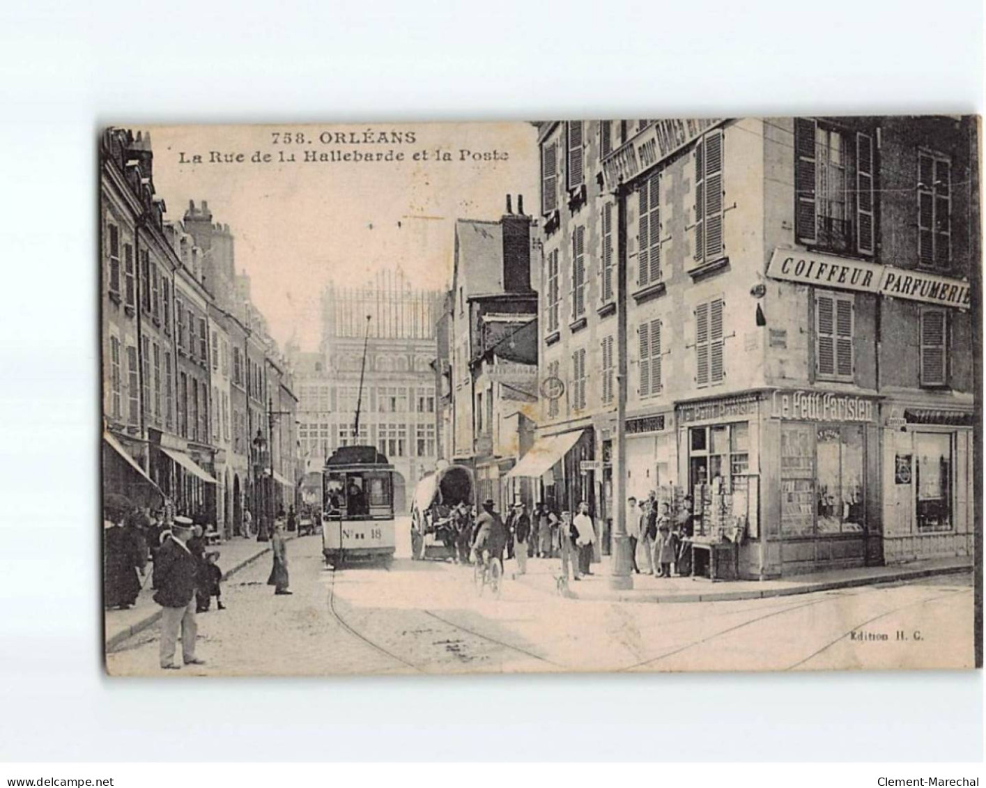 ORLEANS : La Rue De La Hallebarde Et La Poste - état - Orleans