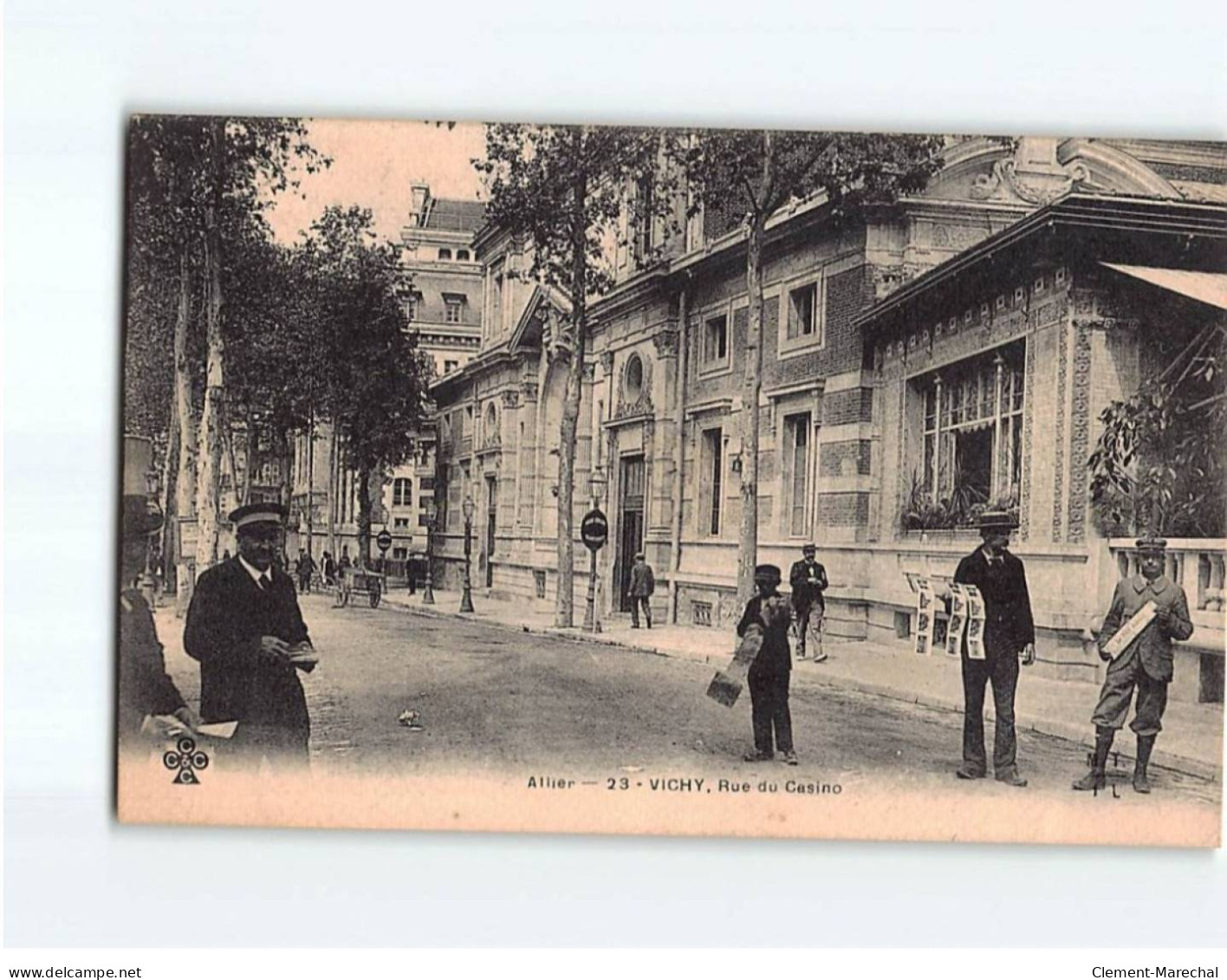 VICHY: Rue Du Casino - Très Bon état - Vichy