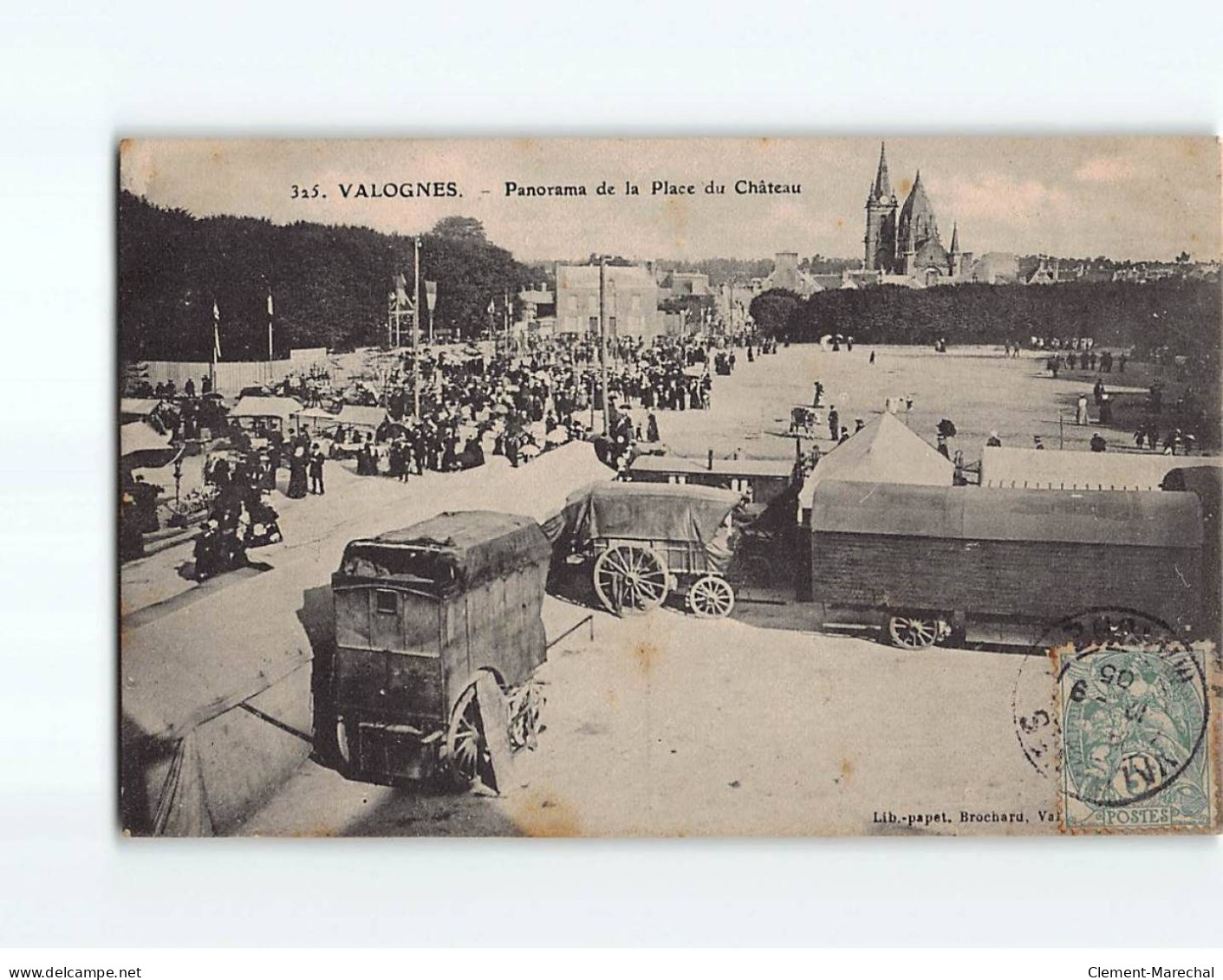 VALOGNES : Panorama De La Place Du Château - état - Valognes