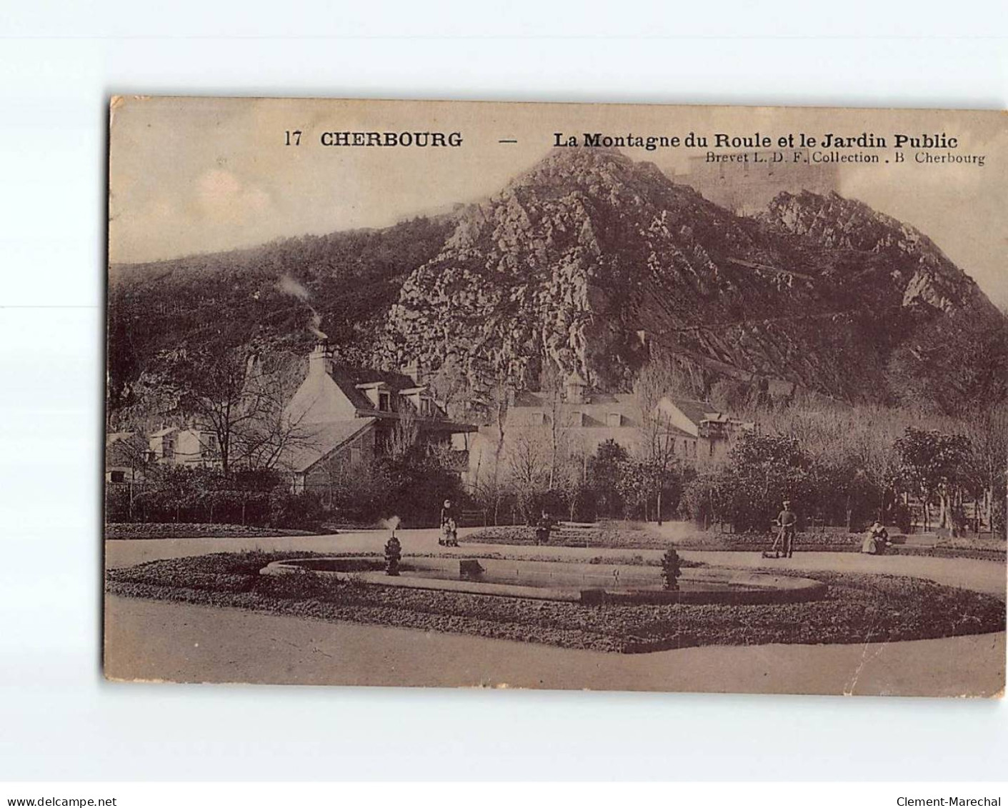 CHERBOURG : La Montagne Du Roule Et Le Jardin Public - état - Cherbourg
