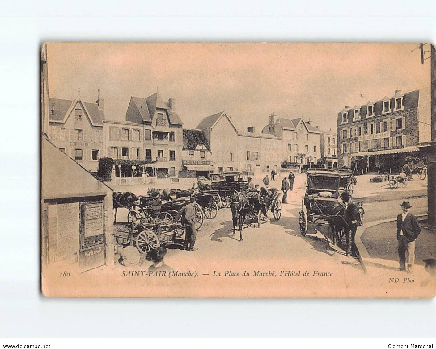 SAINT PAIR SUR MER : La Place Du Marché, L'Hôtel De France - état - Saint Pair Sur Mer