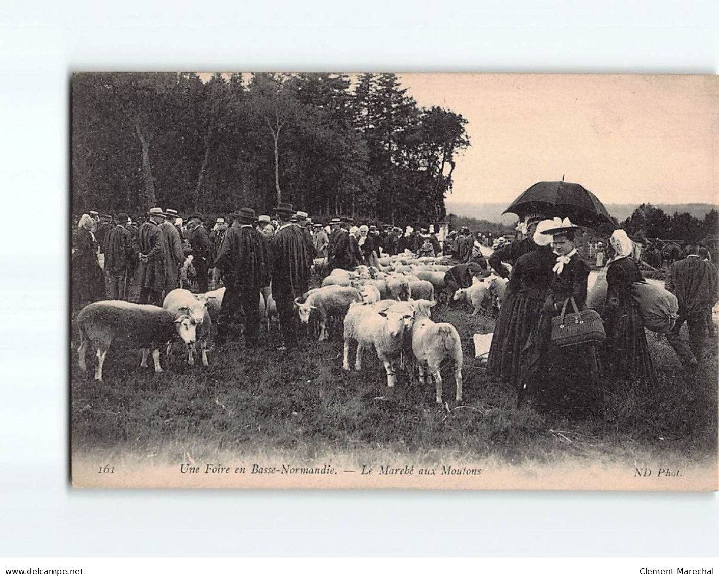 Une Foire, Le Marché Aux Moutons - Très Bon état - Andere & Zonder Classificatie