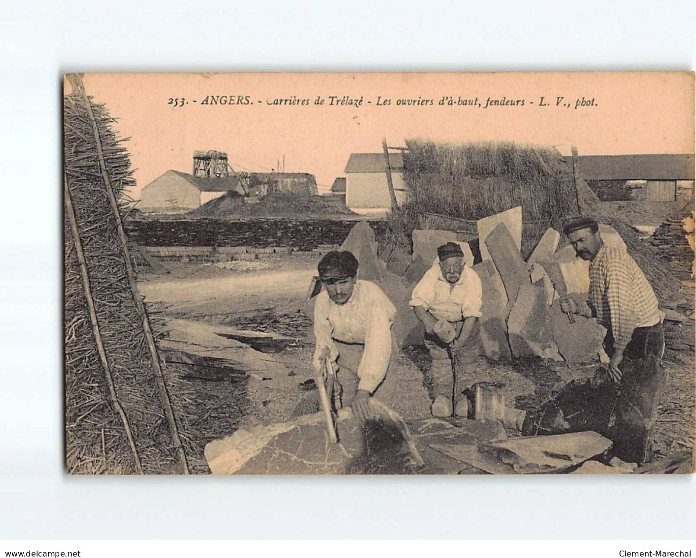 ANGERS : Arrières De Trélazé, Les Ouvriers D'à-haut, Fendeurs - Très Bon état - Angers