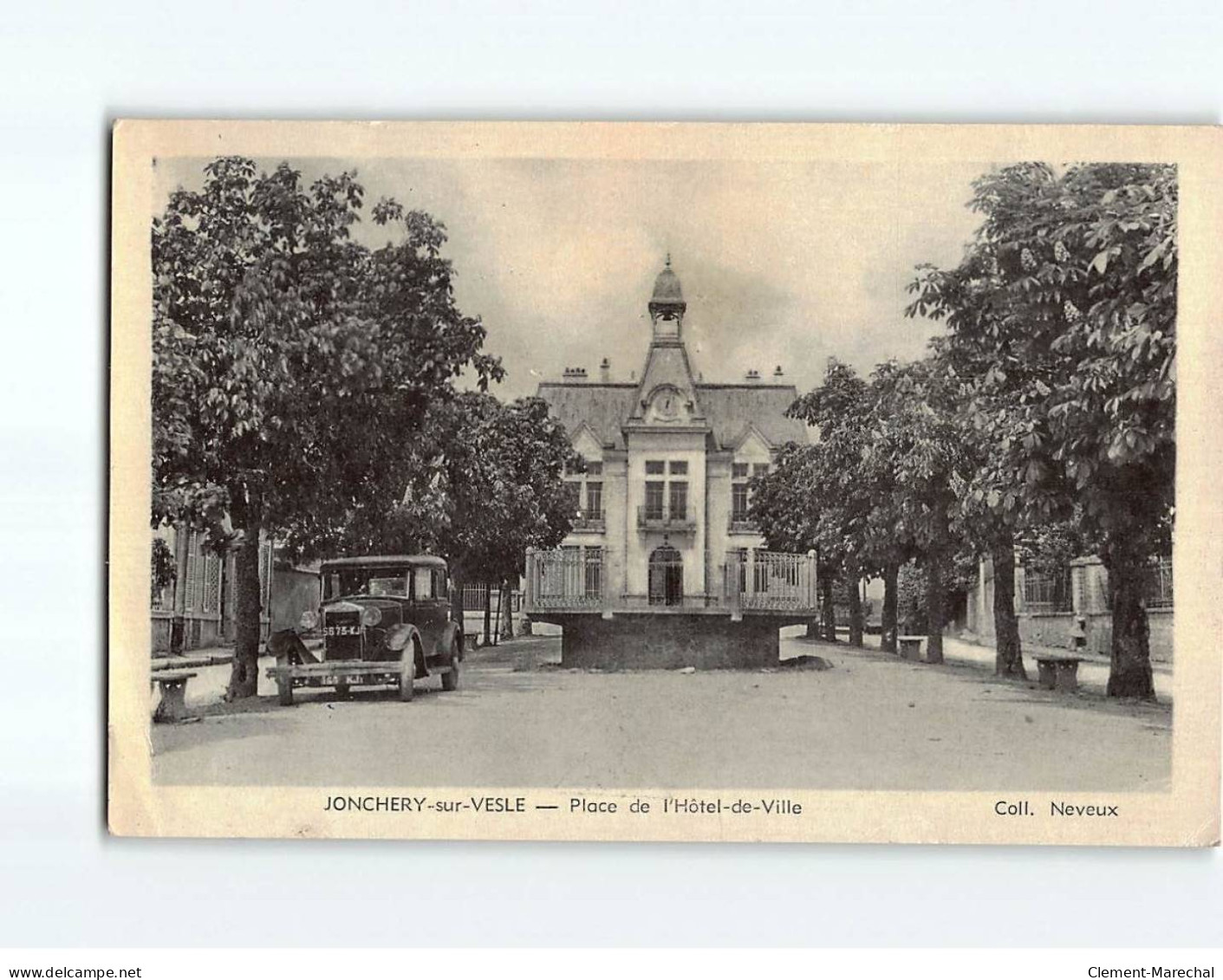 JONCHERY SUR VESLE : Place De L'Hôtel De Ville - état - Jonchery-sur-Vesle