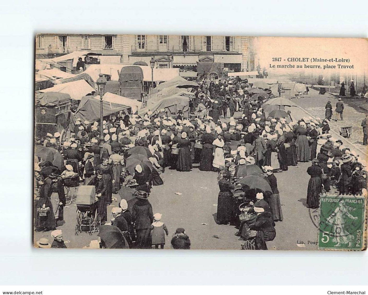 CHOLET : Le Marché Au Beurre Place Travot - état - Cholet