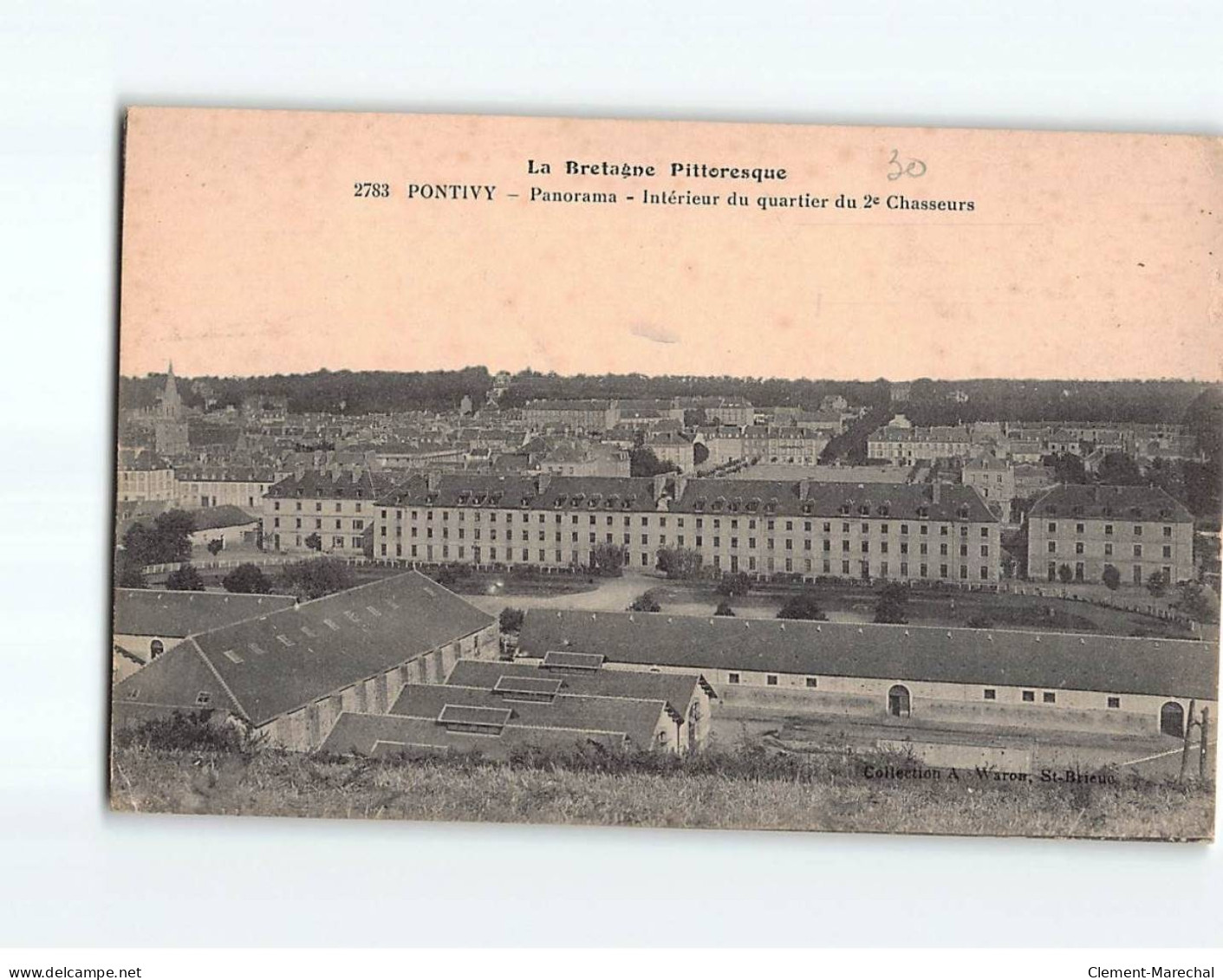 PONTIVY : Panorama, Intérieur Du Quartier Du 2e Chasseurs - état - Pontivy