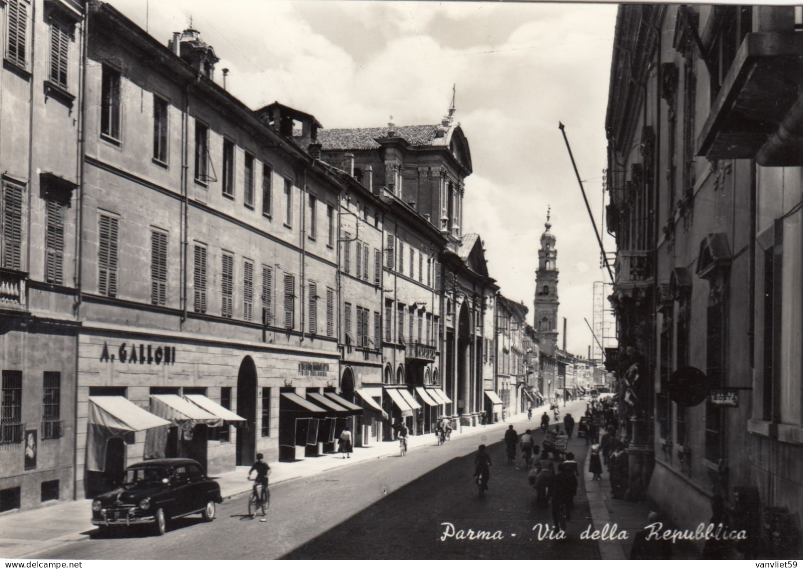 PARMA-VIA DELLA REPUBBLICA- BELLA E ANIMATA CARTOLINA  VERA FOTOGRAFIA- NON VIAGGIATA  1950-1960 - Parma