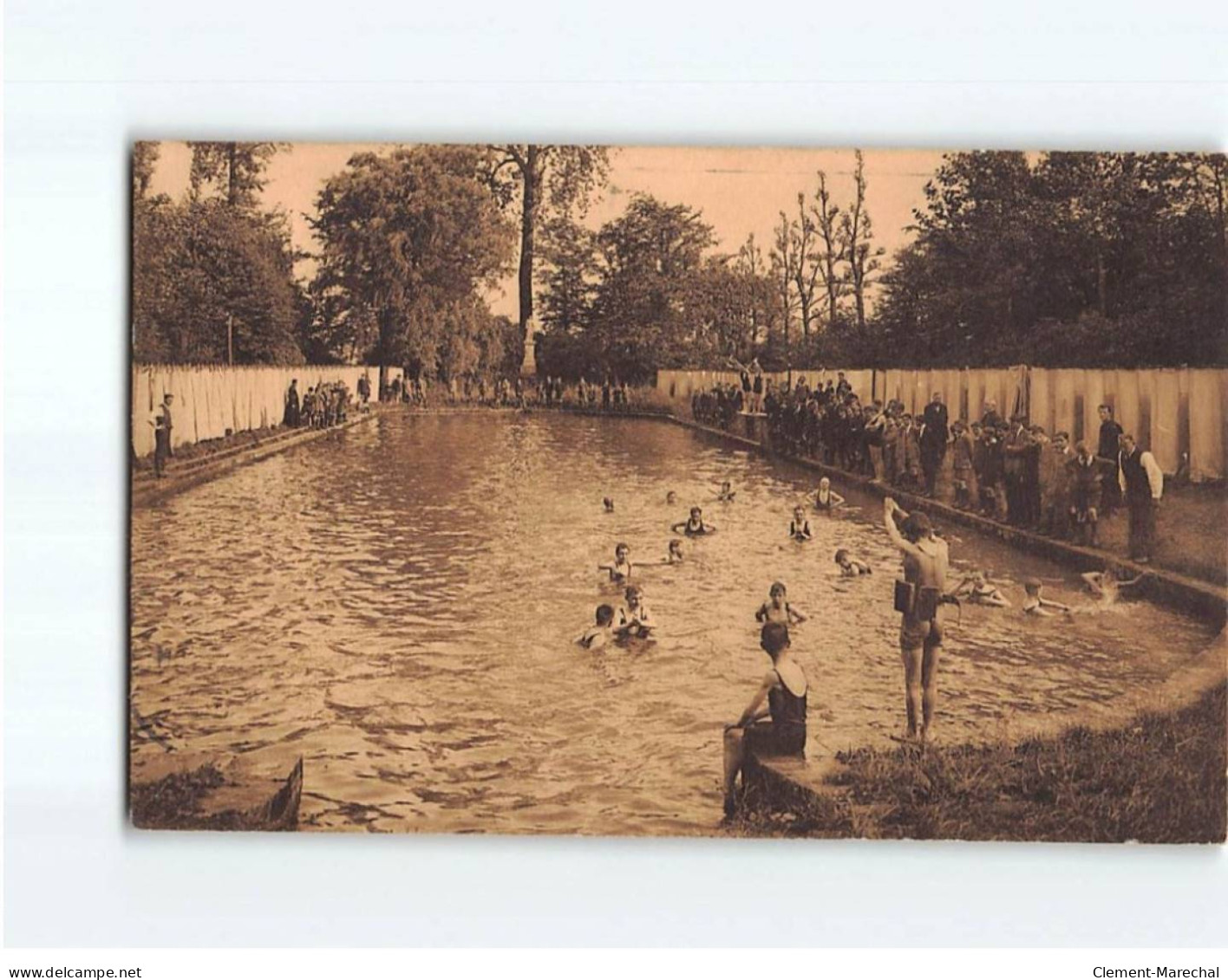 Institution Libre De MARCQ EN BAROEUL, Bassin De Natation - Très Bon état - Marcq En Baroeul