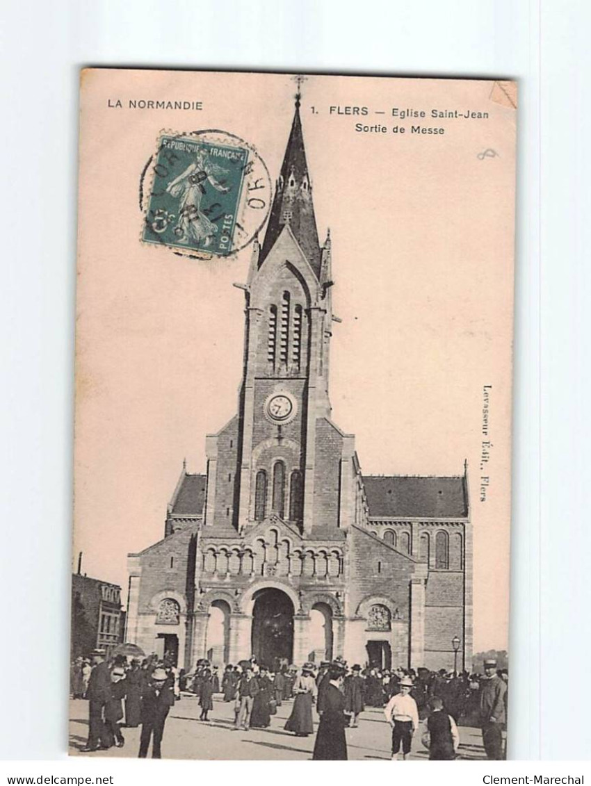 FLERS : Eglise Saint-Jean, Sortie De Messe - état - Flers