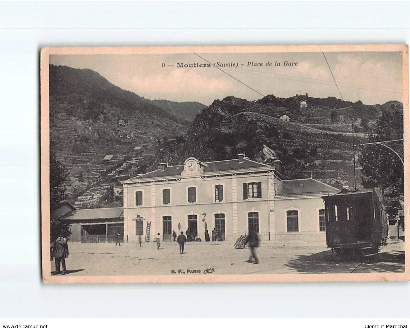 MOUTIERS : Place De La Gare - Très Bon état - Moutiers