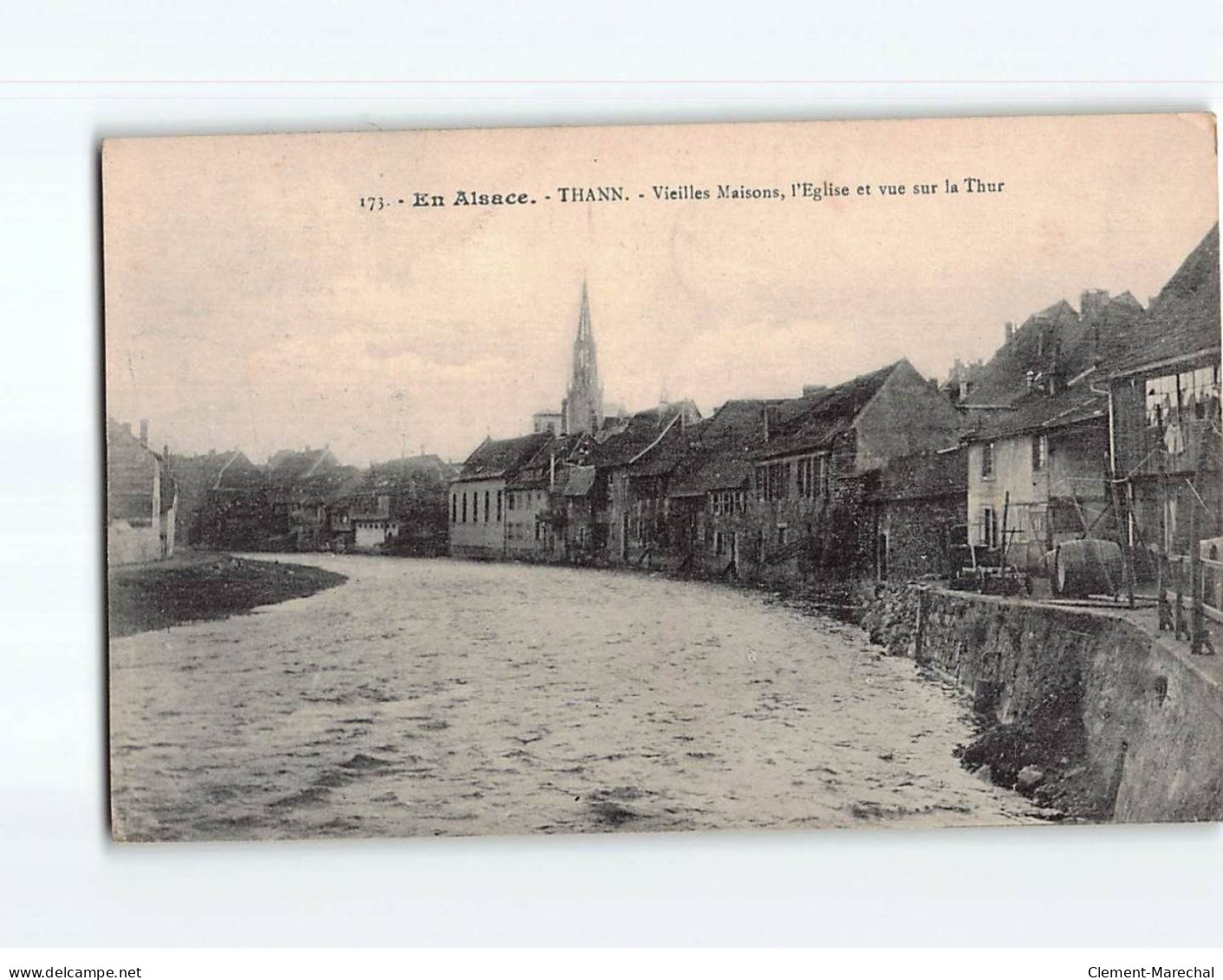 THANN : Vieilles Maisons, L'Eglise Et Vue Sur La Thur - état - Thann