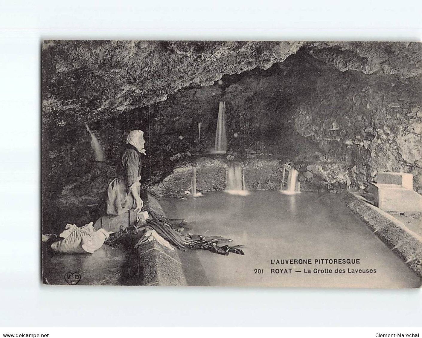 ROYAT : La Grotte Des Laveuses - état - Royat