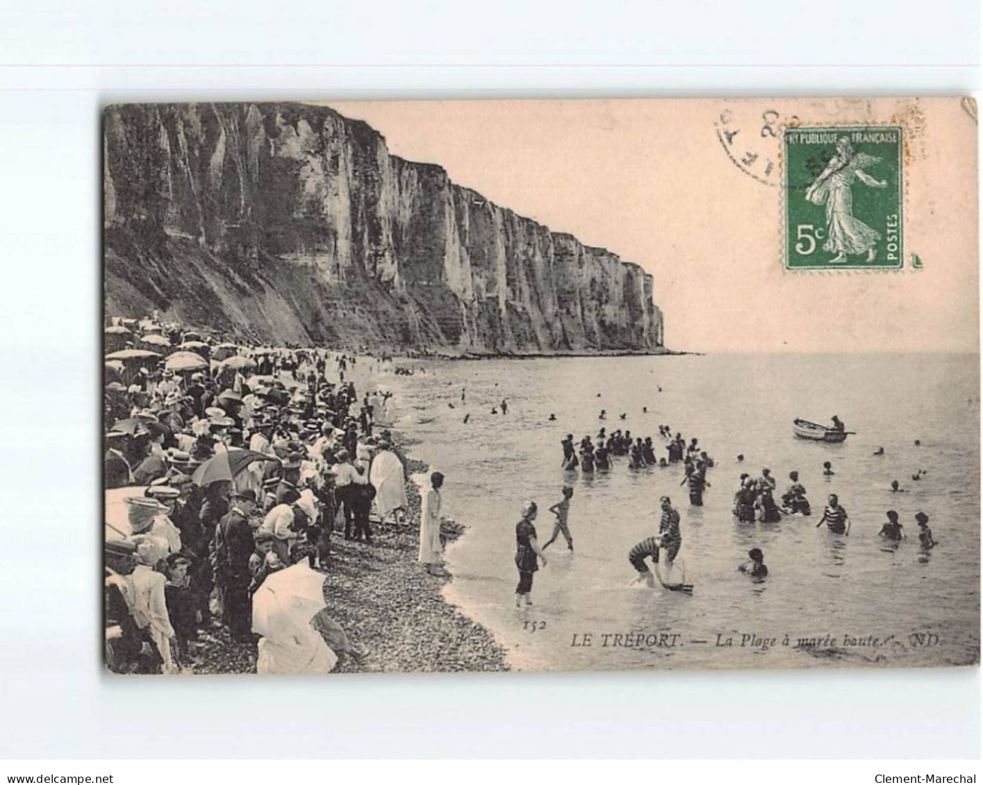 LE TREPORT : La Plage à Marée Haute - état - Le Treport