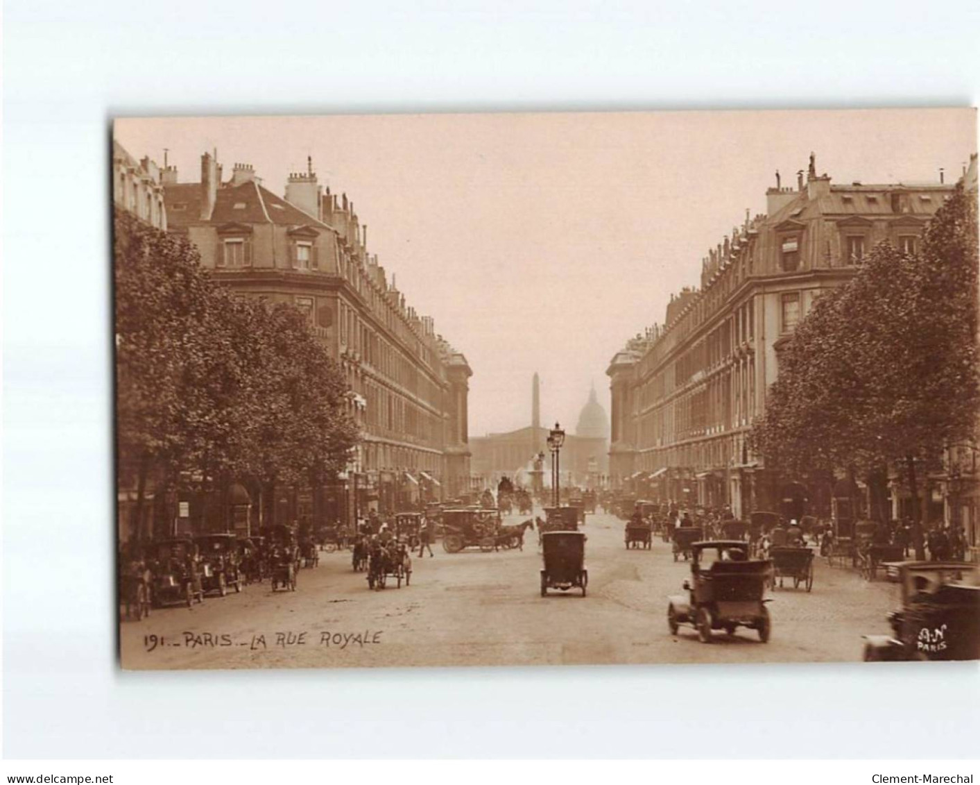 PARIS : La Rue Royale - état - Paris (08)