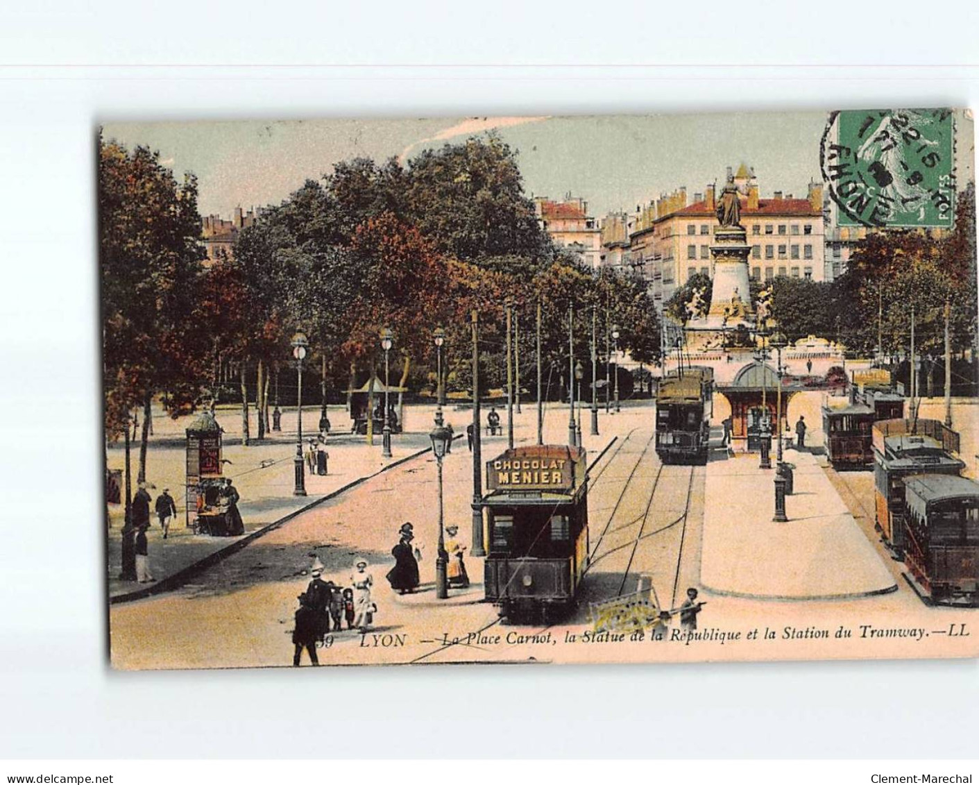 LYON : La Place Carnot, La Statue De La République Et La Station De Tramway - état - Other & Unclassified