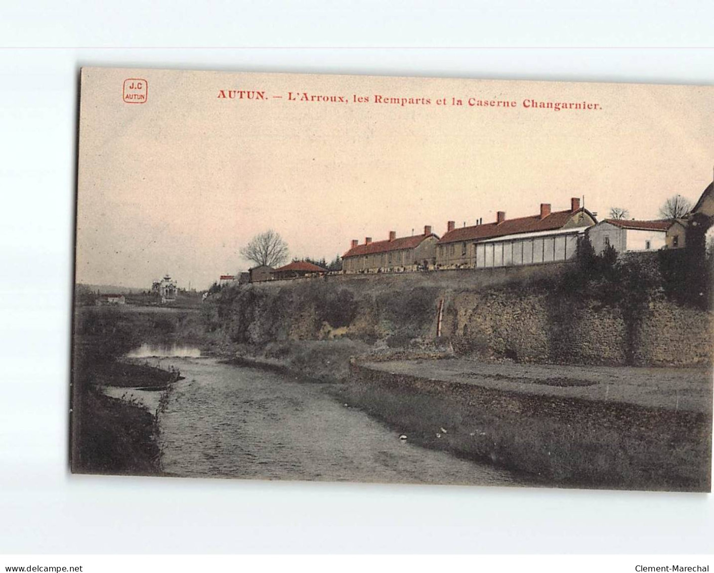 AUTUN : L'Arroux, Les Remparts Et La Caserne Changarnier - Très Bon  état - Autun