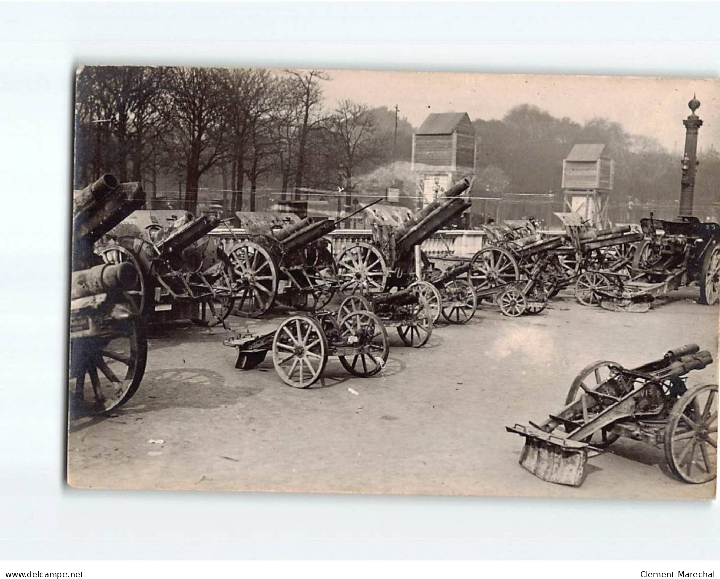 PARIS : Exposition?, Les Pièces D'artillerie - Très Bon état - Expositions