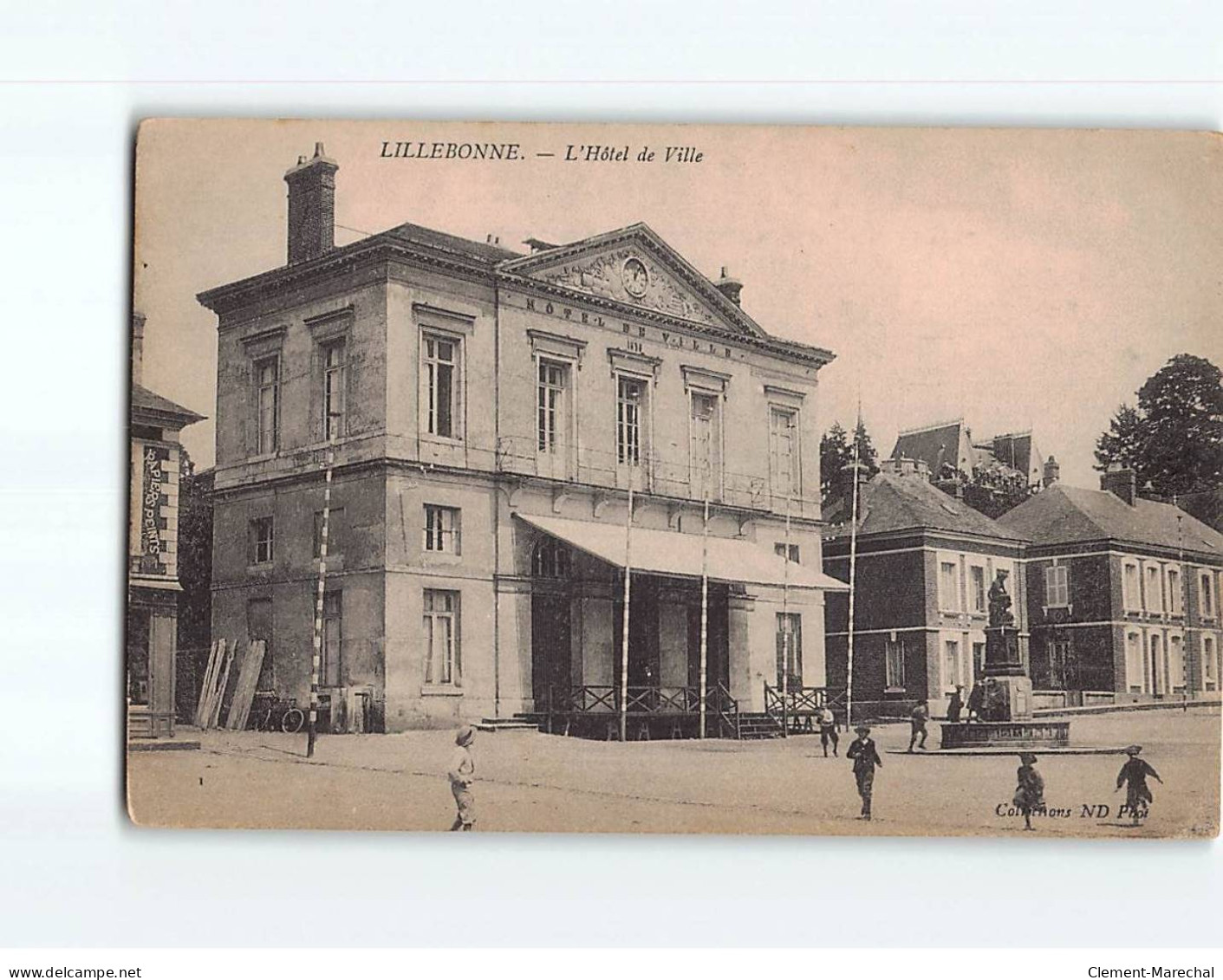 LILLEBONNE : L'Hôtel De Ville - état - Lillebonne