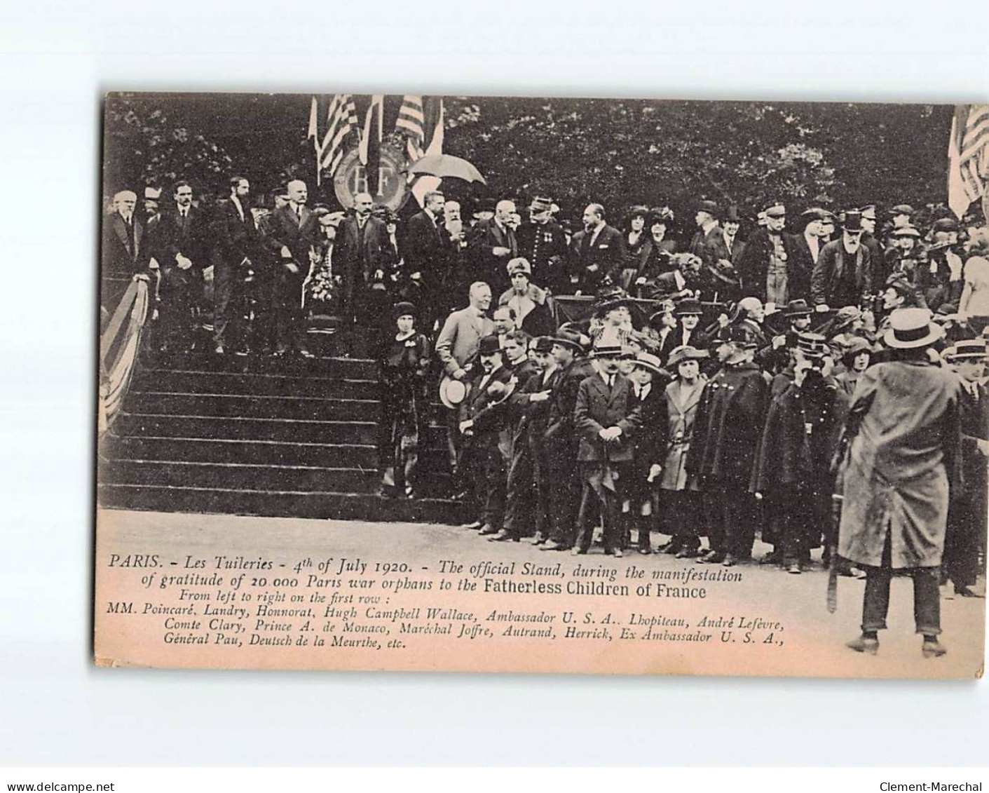 PARIS : Les Tuileries, 4  Juillet 1920, La Tribune Officielle Durant La Manifestation - état - Altri Monumenti, Edifici