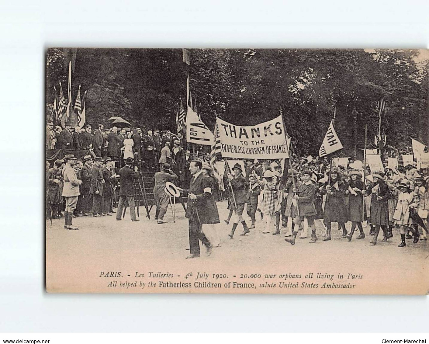 PARIS : Les Tuileries, 4  Juillet 1920, Le Défilé Devant La Tribune - Très Bon état - Altri Monumenti, Edifici