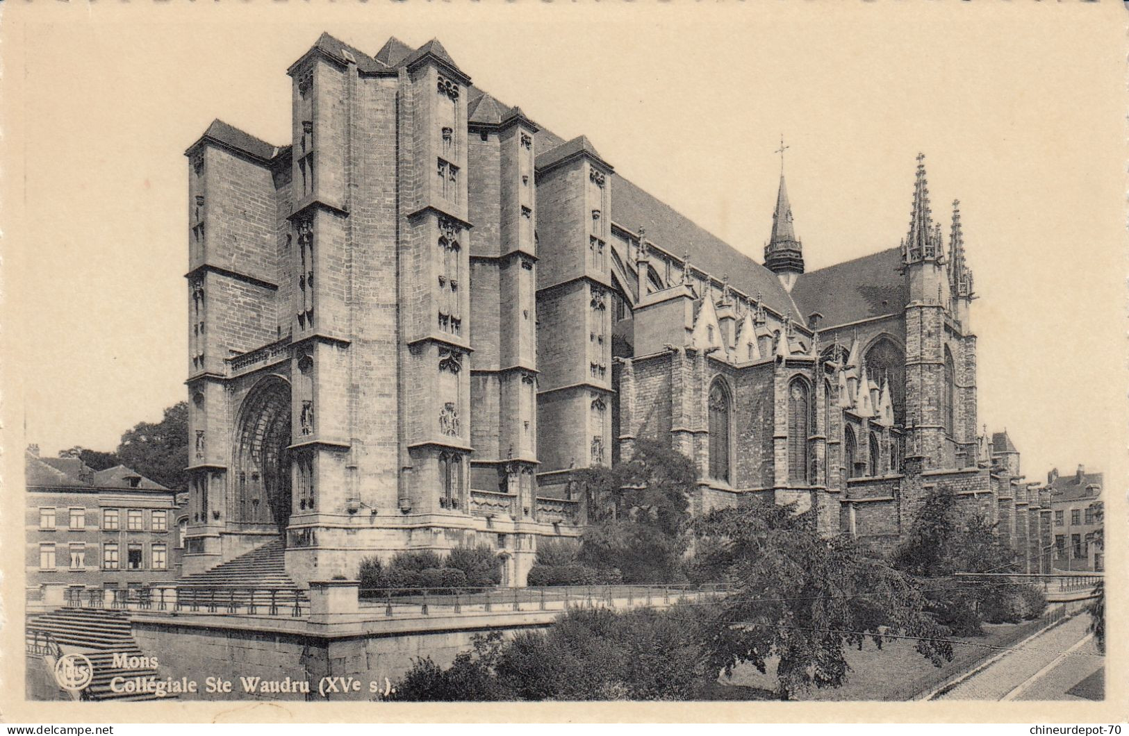 MONS    LA COLLEGIALE   SAINTE WAUDRU - Mons