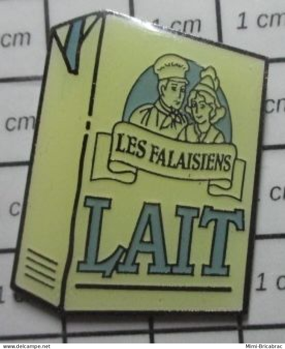 912B Pin's Pins / Beau Et Rare / ALIMENTATION / BRIQUE DE LAIT UHT LES FALAISIENS - Lebensmittel