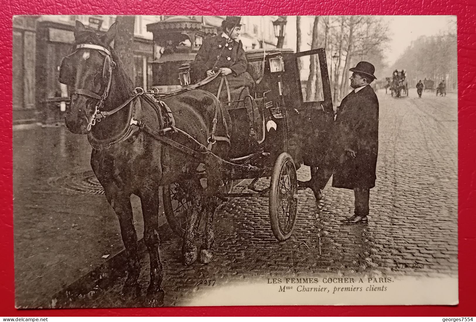 ATTELAGE - LES FEMMES COCHERES  - Mme. CHARRIER - PARIS - Autres & Non Classés