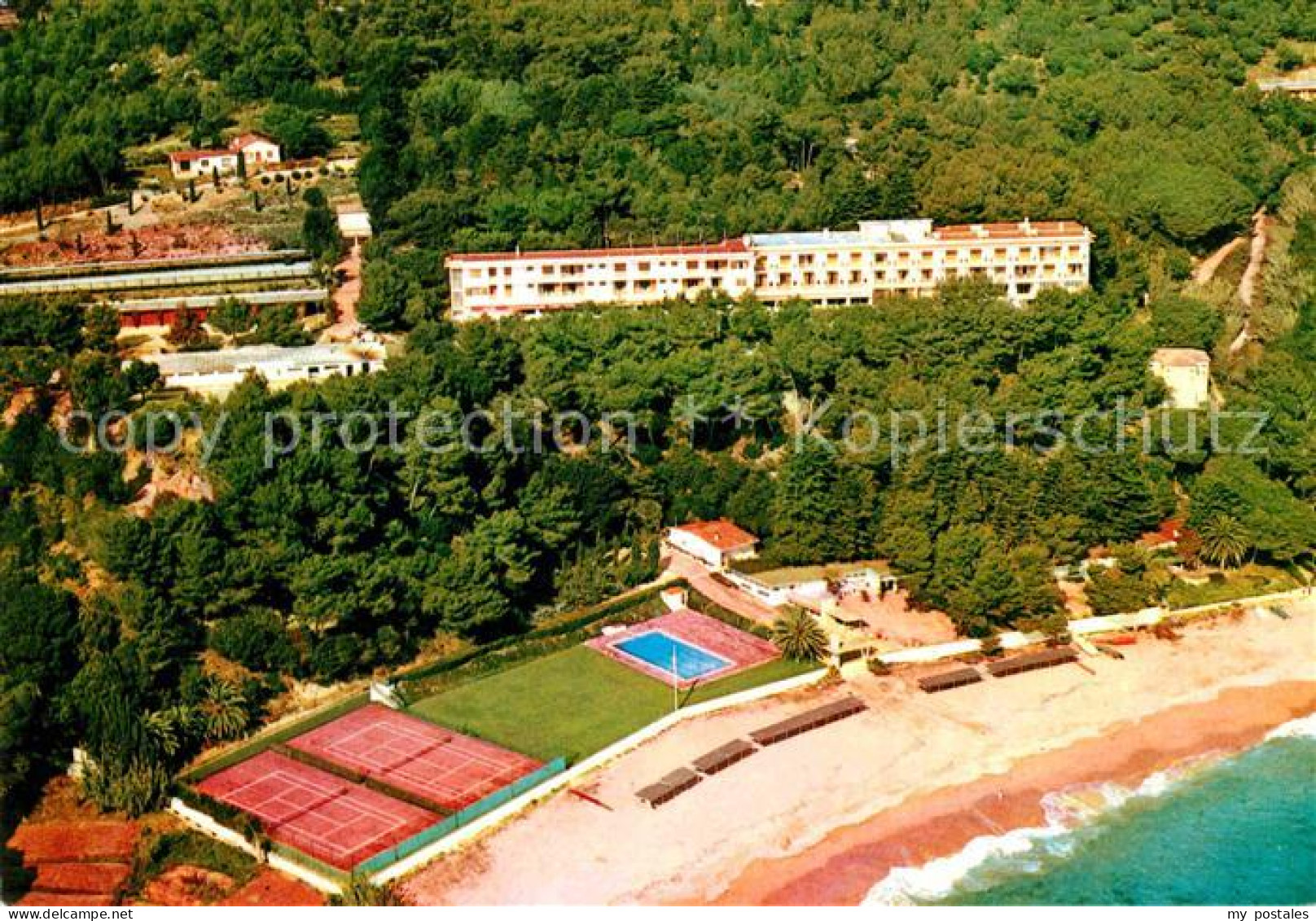 72730586 Lloret De Mar Hotel Santa Marta Tennisplatz Strand Fliegeraufnahme  - Autres & Non Classés