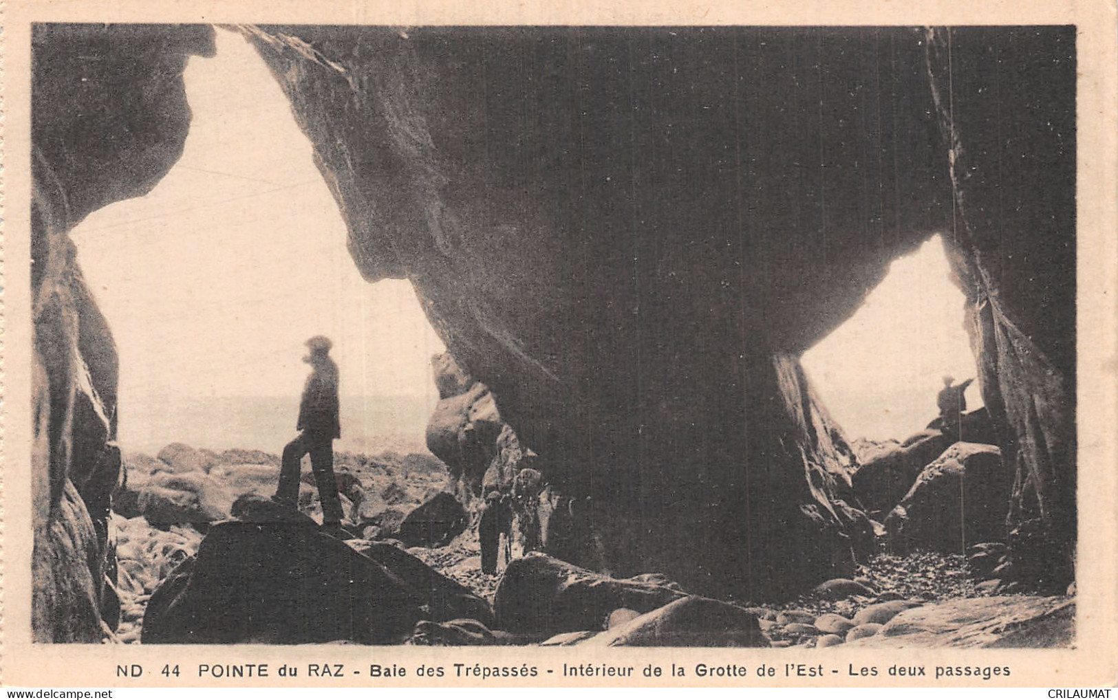 29-POINTE DU RAZ BAIE DES TREPASSES GROTTE DE L EST-N°5139-E/0263 - Altri & Non Classificati