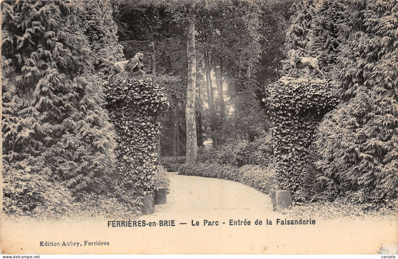 77-FERRIERES EN BRIE-N°4192-C/0179 - Other & Unclassified