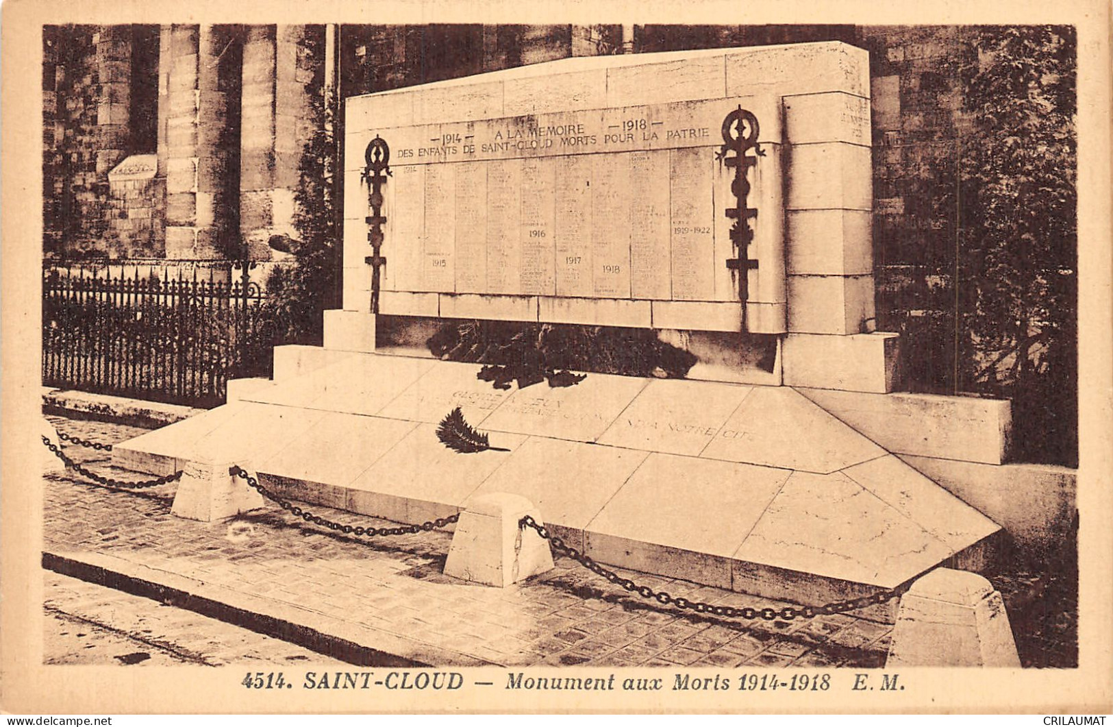 92-SAINT CLOUD MONUMENT AUX MORTS-N°5141-E/0069 - Saint Cloud