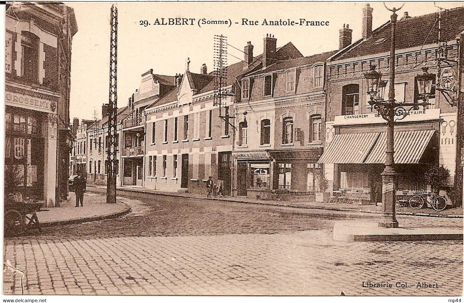 5D3 --- 80 ALBERT Rue Anatole-France - Albert