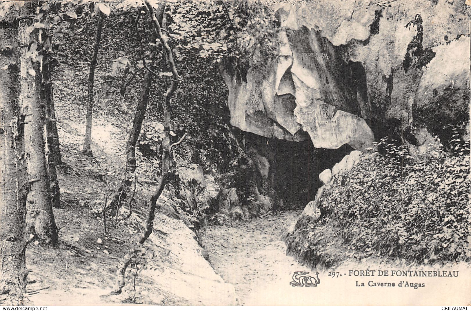 77-FONTAINEBLEAU LA FORET-N°5143-A/0349 - Fontainebleau