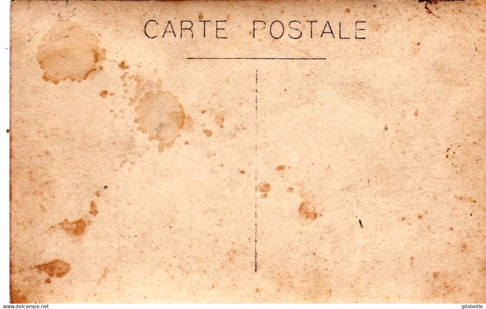 Carte Photo - Devanture De Café / Restaurant - Personnel De Service Prenant La Pose - Photographs