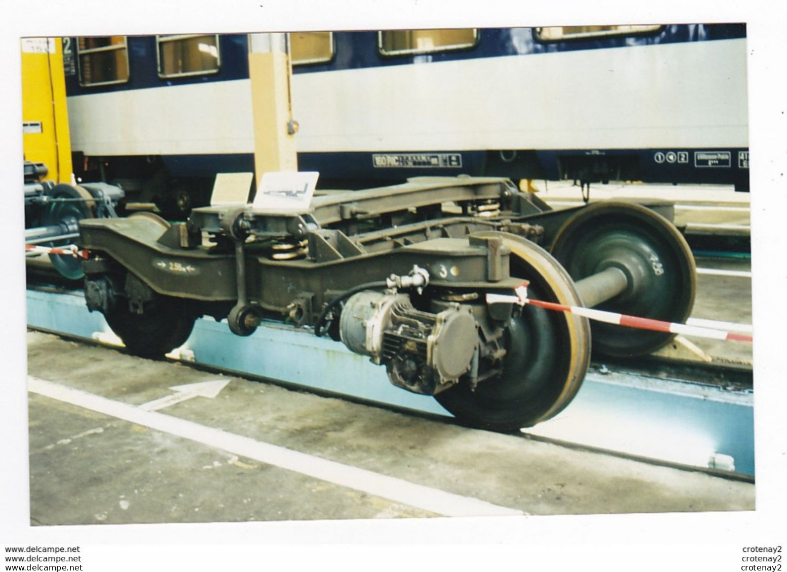 PHOTO TRAINS Wagon Ou Voiture Voyageurs Bogie Non Datée - Trenes